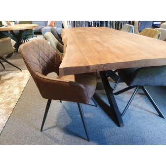 Eetkamertafel Anaconda | Bruin | Spinpoot | 240 x 100 cm