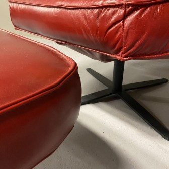 Fauteuil Derek | Rood | Leer | Voetenbankje