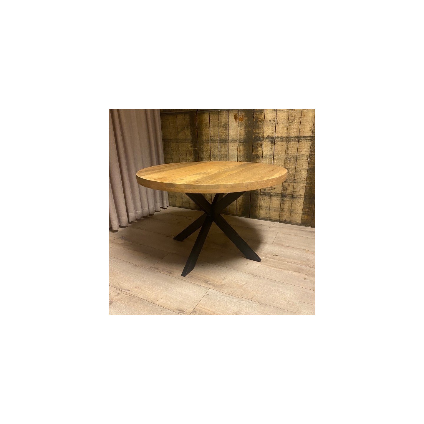 Eetkamertafel Sano Rond | 140 x 140 x 6 cm | Mangohout Royal Brown