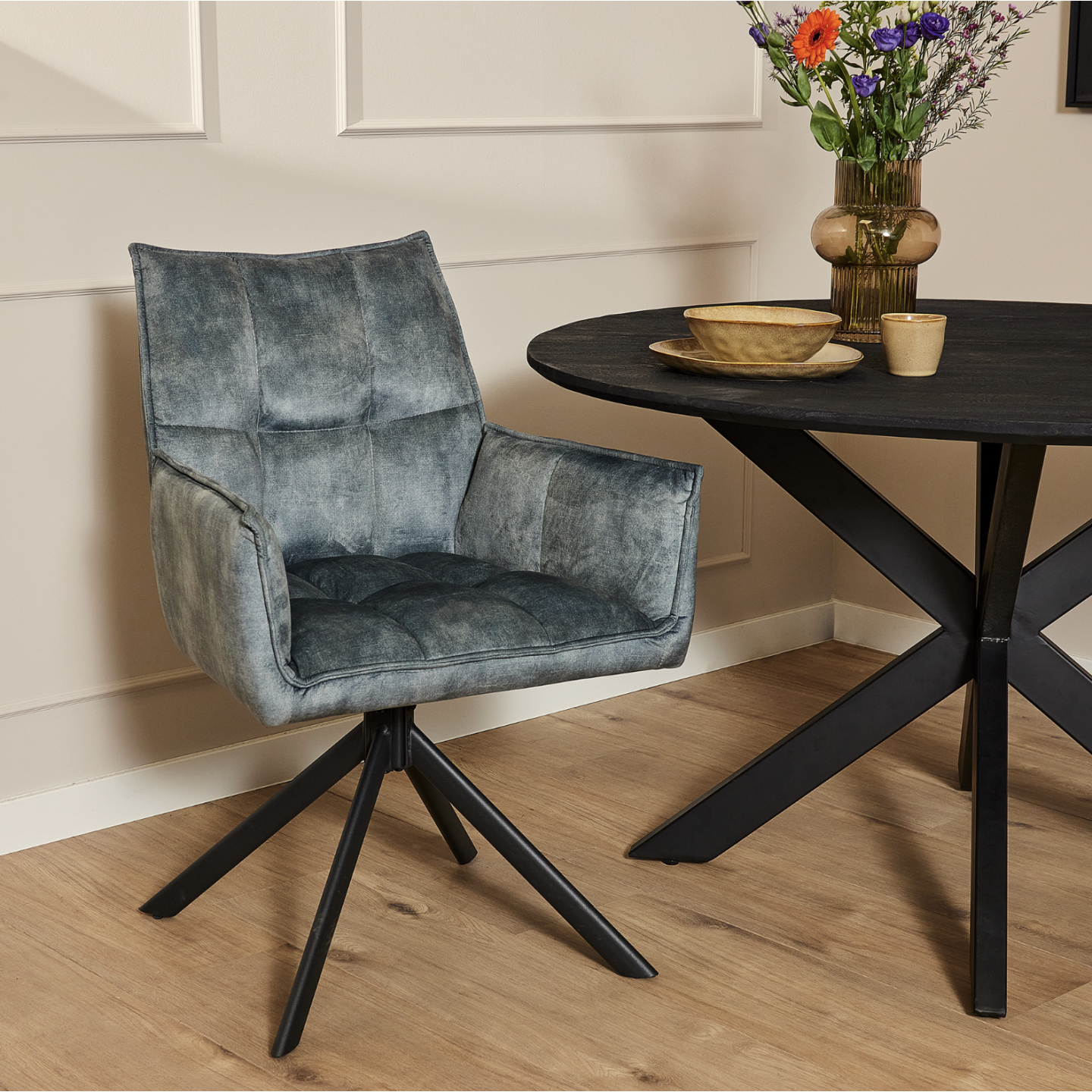 Eetkamerstoel Dani Velvet | Blue | Met armleuning